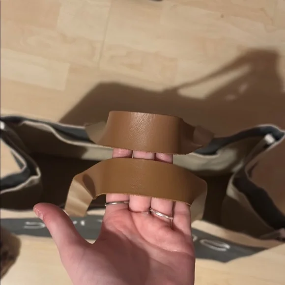 Black and Tan Tote Bag - Picture 2 of 7